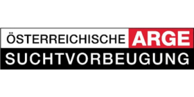 Logo der Österreichischen ARGE Suchtvorbeugung mit schwarz-weiß-rotem Schriftfeld.